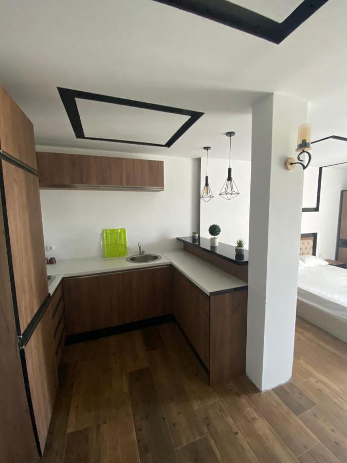 Apartments Stanaj Улцинь Экстерьер фото