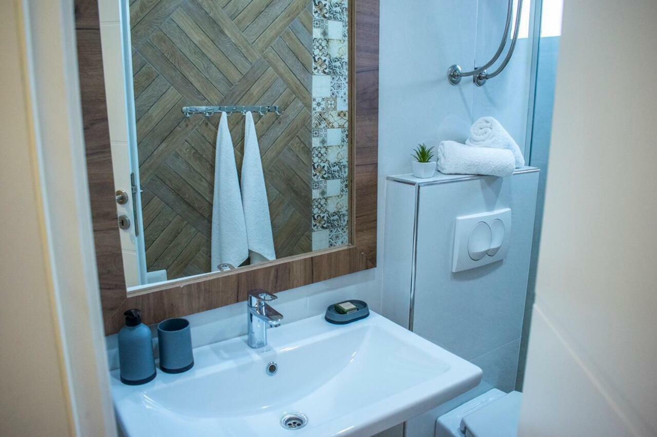 Apartments Stanaj Улцинь Экстерьер фото