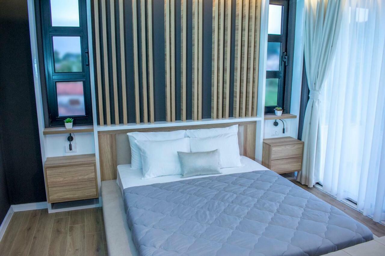 Apartments Stanaj Улцинь Экстерьер фото